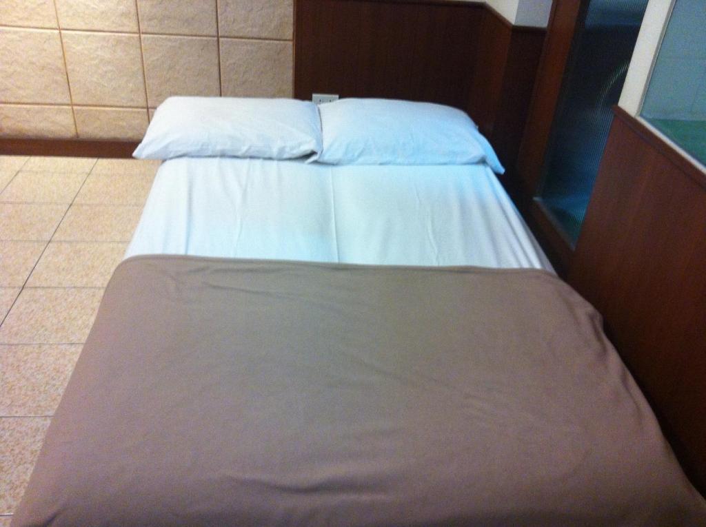 Airportlink Guest House Bangkok Room photo