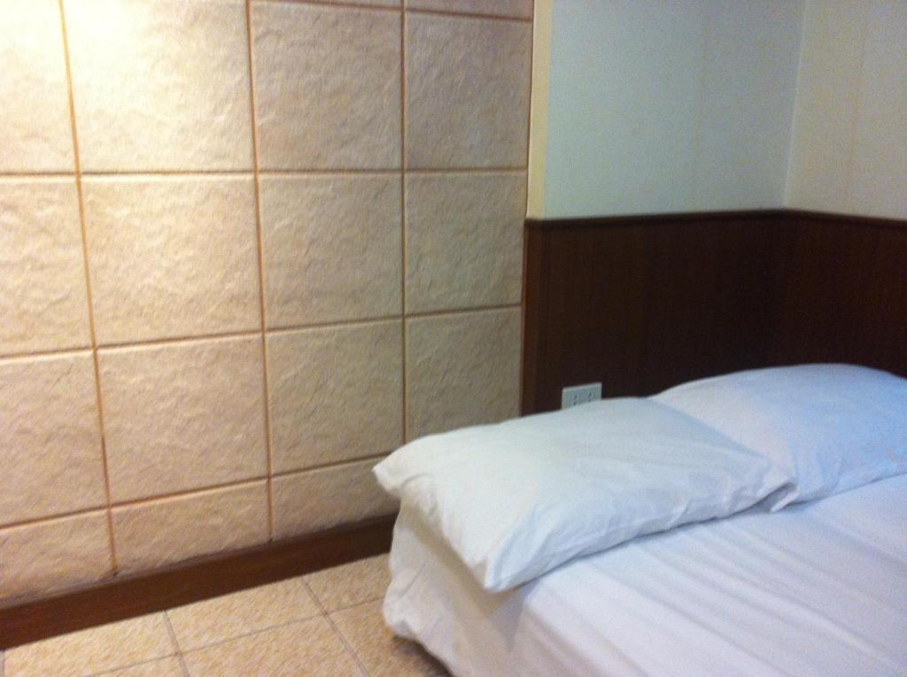 Airportlink Guest House Bangkok Room photo